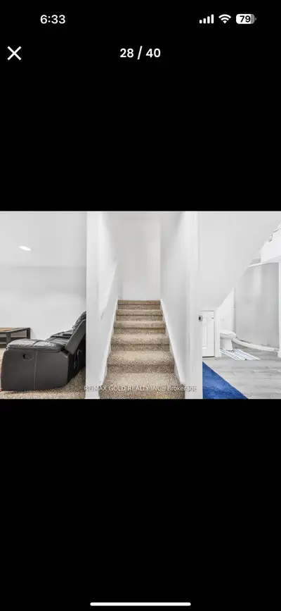✨ Bright & Private Basement Apartment – Near UTM