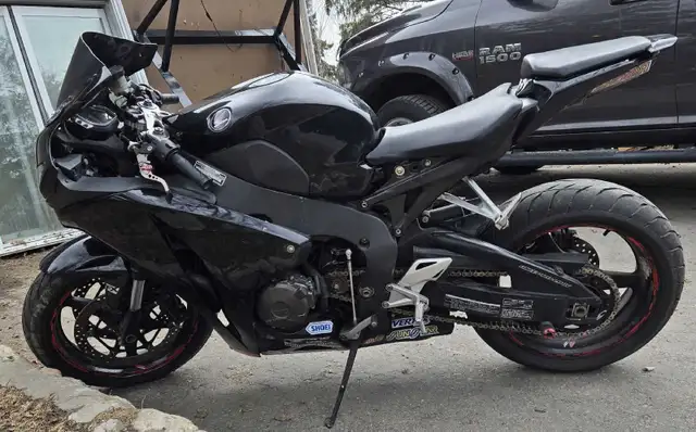 Yamaha vector 2010 in Sport Bikes in Edmundston - Image 7