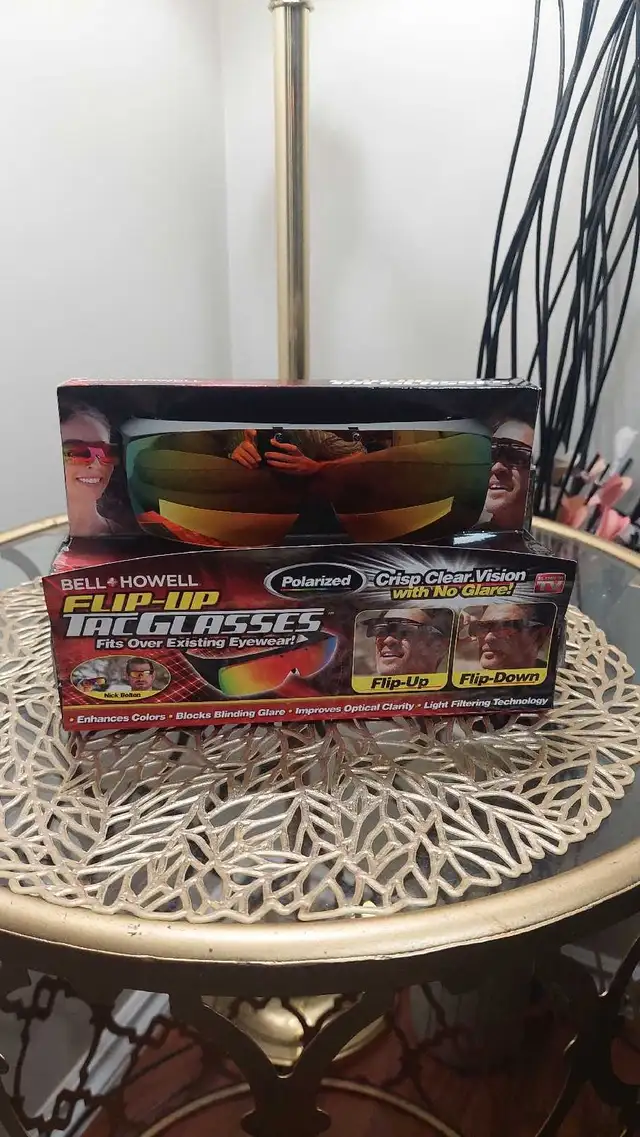 Tac flip glasses in Other in Winnipeg - Image 7