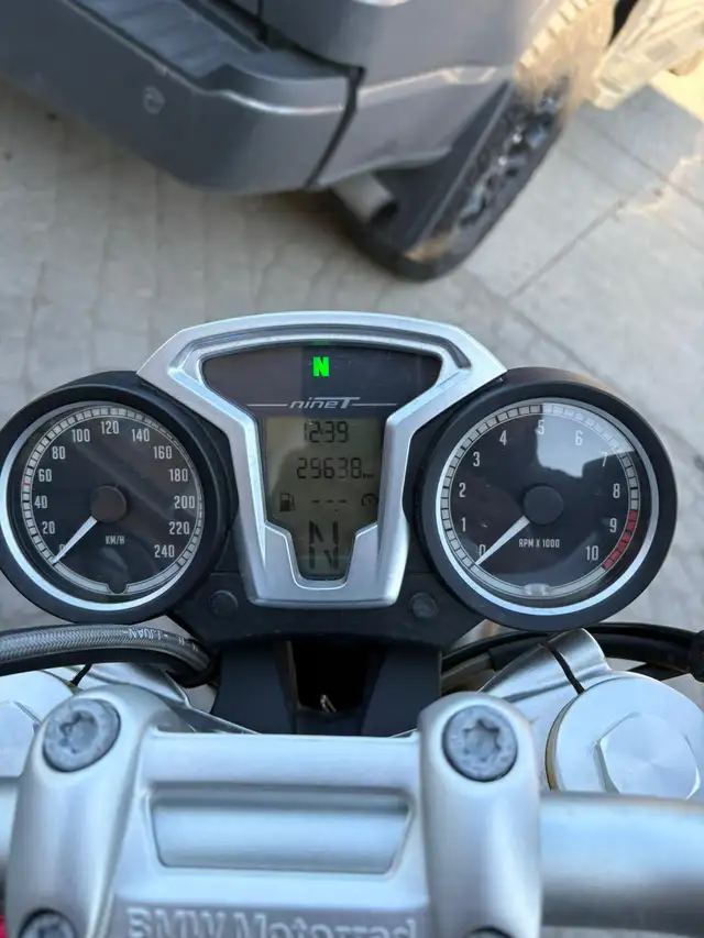 2015 BMW R nineT in Street, Cruisers & Choppers in Oakville / Halton Region - Image 5