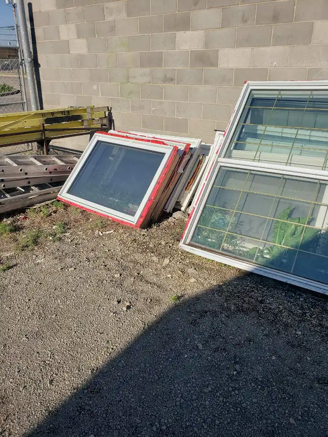 various windows in Windows, Doors & Trim in Regina - Image 4