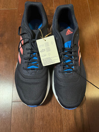 *Brand new *Adidas men running shoes