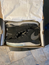 Men’s Size 11 Nike Alphadunk Grey/Black