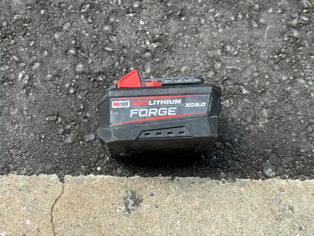 Milwaukee 6ah Forge Battery in Power Tools in City of Toronto - Image 2