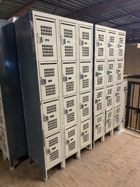 12 Door Used Metal Lockers in Great Condition