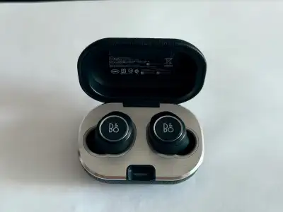 Bang & Olufsen Beoplay E8 2.0 premium earphones, View more