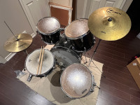 6 pc drum Set ( Westbury Evans , Planet Z,  Drummer's choice )