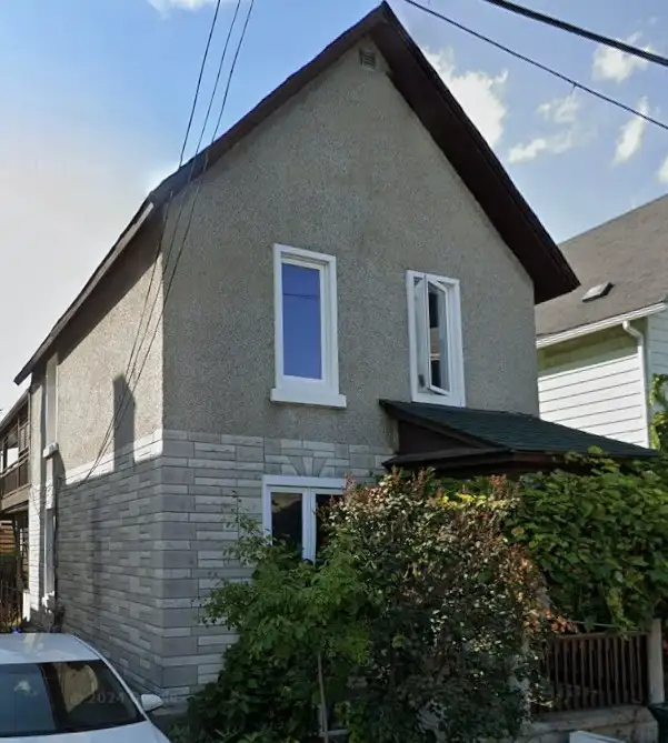 2 Bedroom.  Centretown/Little Italy/Chinatown.  Parking included