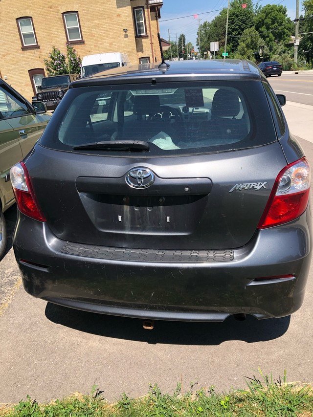 2011 TOYOTA MATRIX, MANUAL, CERTIFIED !! in Cars & Trucks in Kitchener / Waterloo - Image 4
