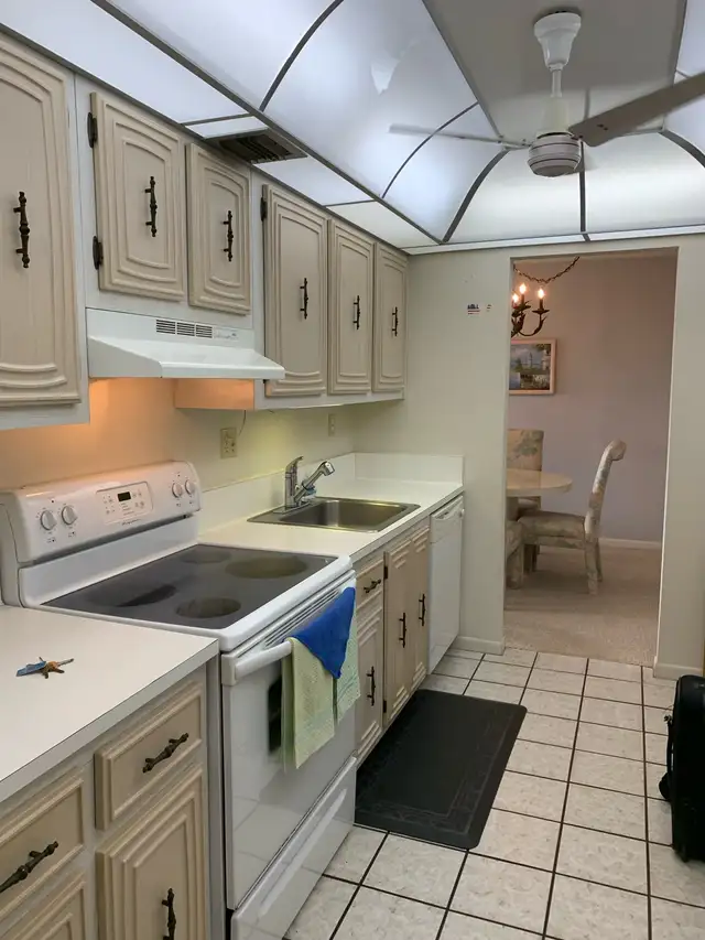 Furnished 2BD/2BTH condo in Lauderhill FL available to rent. in Florida in Canada - Image 4