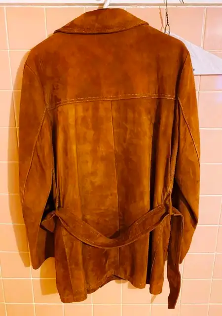 Vintage 70s Brown Suede Field Jacket Belted Safari Style Men's in Men's in City of Toronto - Image 8