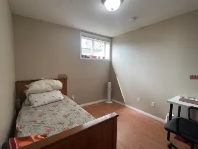 Cozy Private Room Near U of A | Perfect for Students