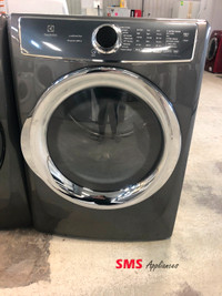 NEW Electrolux 27" Electric Dryer 8.0 Cu. Ft.