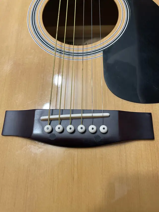 Gibson acoustic guitar in Guitars in Peterborough - Image 6