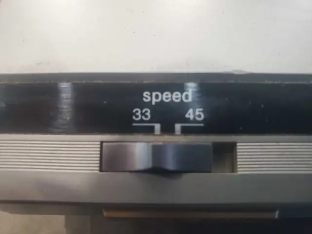 Technics Quartz Direct Drive Auto Turntable  in Stereo Systems & Home Theatre in Oshawa / Durham Region - Image 7