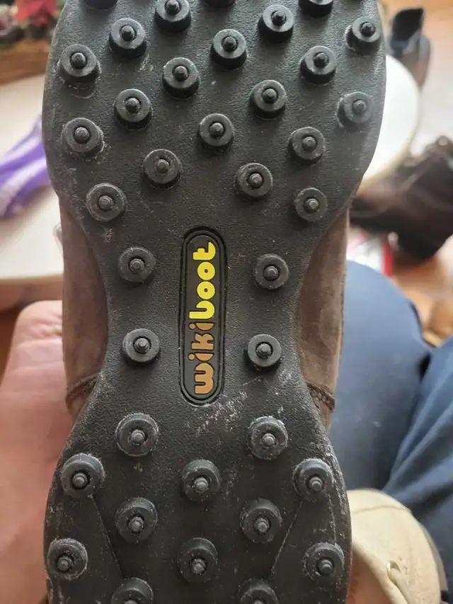 WikiBoot Shoes - Size 7 in Men's Shoes in Gatineau - Image 4