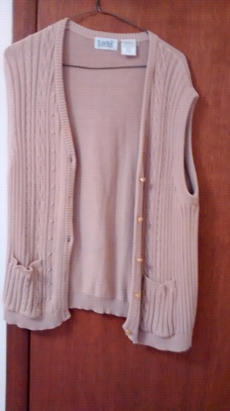 Women's Clothing  in Women's - Tops & Outerwear in St. Catharines - Image 2