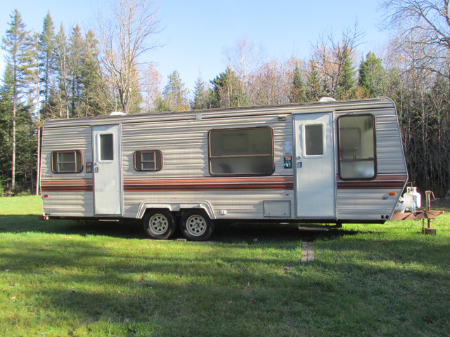 roulotte a vendre ou a louer dans VR et caravanes  à Lévis