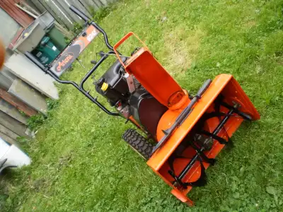 ARIENS  624E  24inch  gas  Snowblower 2 Stage, View more