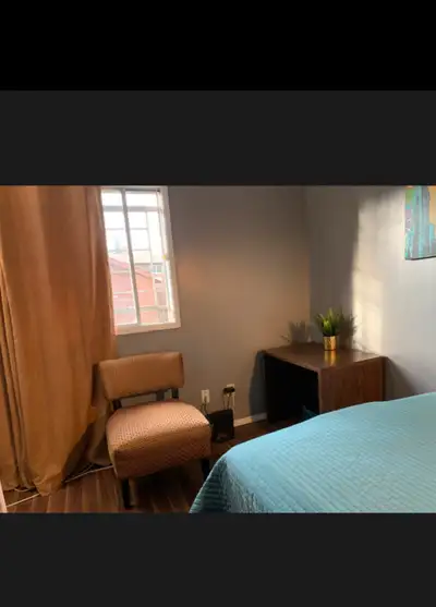 Furnished Room in Beddington NW close to Airport