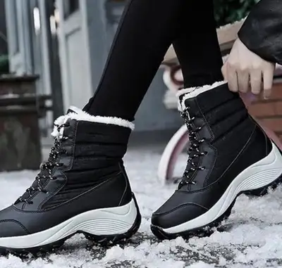 Woman’s Winter Boots-Size 9, View more