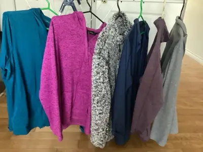 manteau imitation fourrure XL 5 coton ouaté XL 10$ 25$ , View more