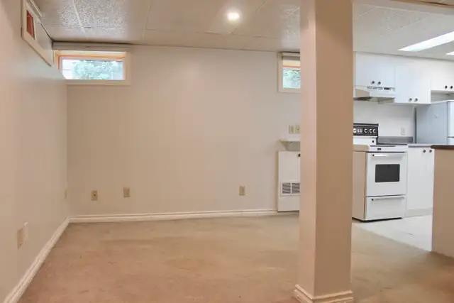 1 Bed 1 Bath Basement Suite in Garneau! ALL Utilities/Wifi Incl.