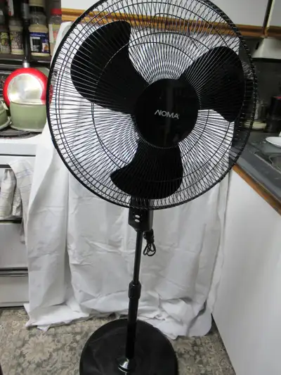 NOMA * Model : 043-6164-2 ( no remote ) * 3 speed * with timer button 1 hour to 4 hours of fan to ru...
