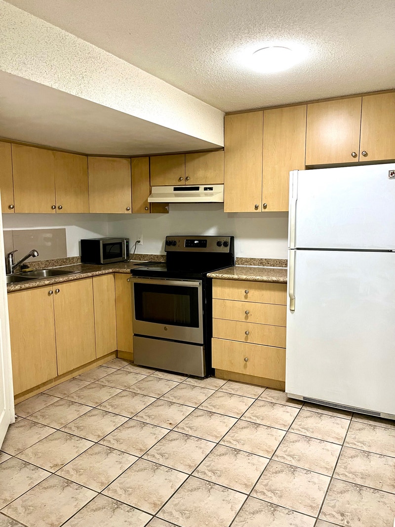 Renovated bright basement heartland Mississauga Long Term Rentals
