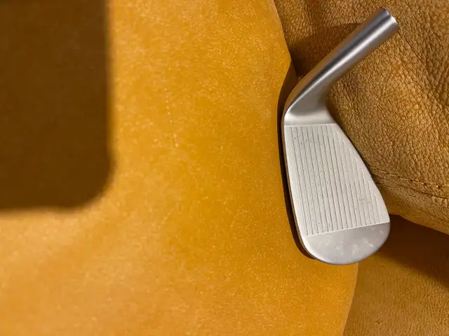 Gap Wedge 49 degree iron head in Golf in Mississauga / Peel Region - Image 3