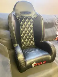 ROGUE BOOSTER SEAT FOR UTV