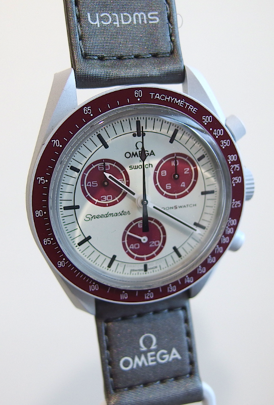 OMEGA MOONSWATCH MISSION TO PLUTO BRAND NEW WATCH NEVER WORN in Jewellery & Watches in City of Montréal - Image 5