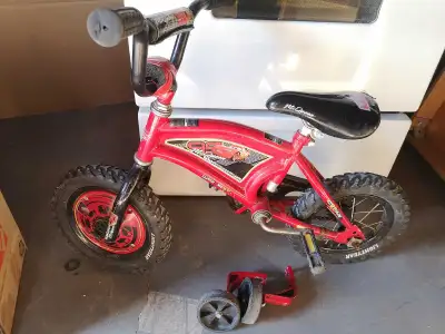 Lightning McQueen Kids Bike, View more