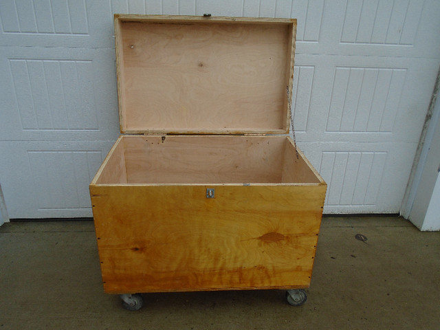 Storage Box in Equestrian & Livestock Accessories in Annapolis Valley - Image 2