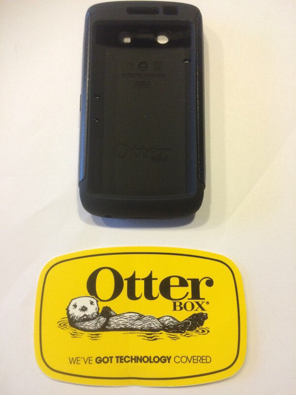 Blackberry accessories.  Otterbox and chargers in Cell Phone Accessories in Calgary - Image 4