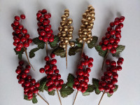 *SALE (NEW) Christmas Floral Red & Gold Berries