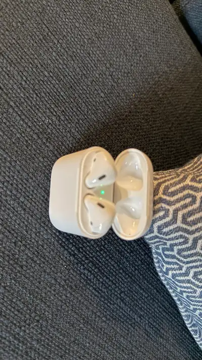 Apple AirPods Gen 2, View more