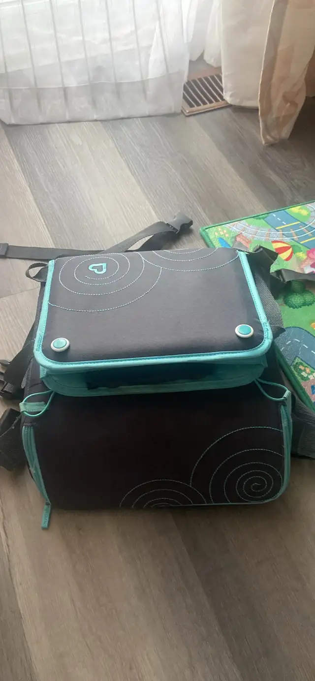  Mini Baby Travel Booster Seat in Feeding & High Chairs in Kitchener / Waterloo - Image 2