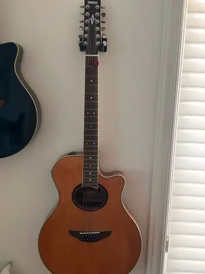 Yamaha APX700II 12 String, View more