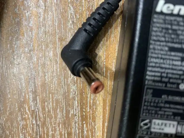 Lenovo PA-1650-56LC AC Adapter in Laptop Accessories in Mississauga / Peel Region - Image 4