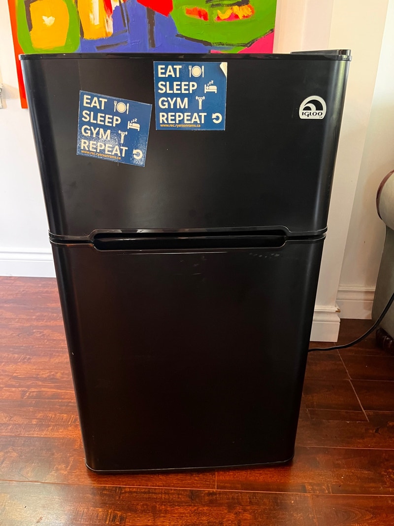 Igloo Mini Fridge Refrigerators Oakville / Halton Region Kijiji
