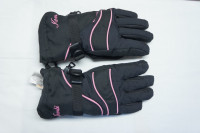 BRAND NEW, Never Worn. Women's winter gloves, Kombi