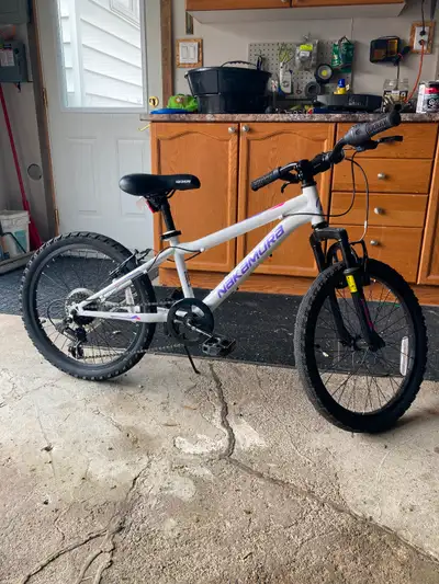 Nakamura girls bike sz 20, View more