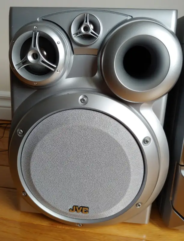 Chaîne Hi-Fi JVC MX-K30D - Lecteur 3 CDs, 2 Cassettes, Radio - Fonctionne