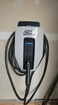 Certified Electrician Car charger for tesla and ford lightning 