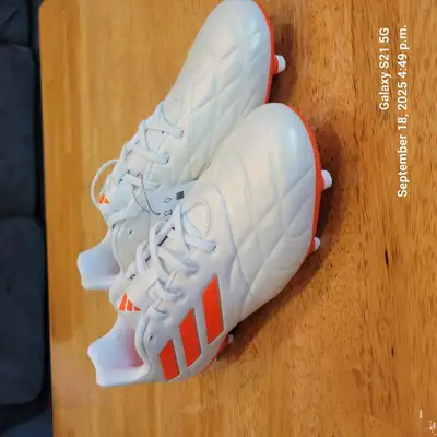 Kids soccer shoes, View more