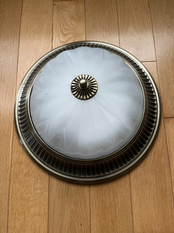 Round Light 14 inches in Diameter Indoor Lighting & Fans St