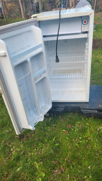 Diplomat 3.1 cuft  Compact Refrigerator