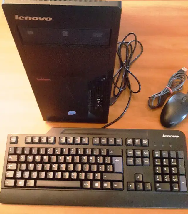 Ordinateur LENOVO Win 8.1 in Desktop Computers in Drummondville - Image 2