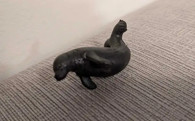 Black Plastic Seal Toy in Toys & Games in City of Toronto - Image 2